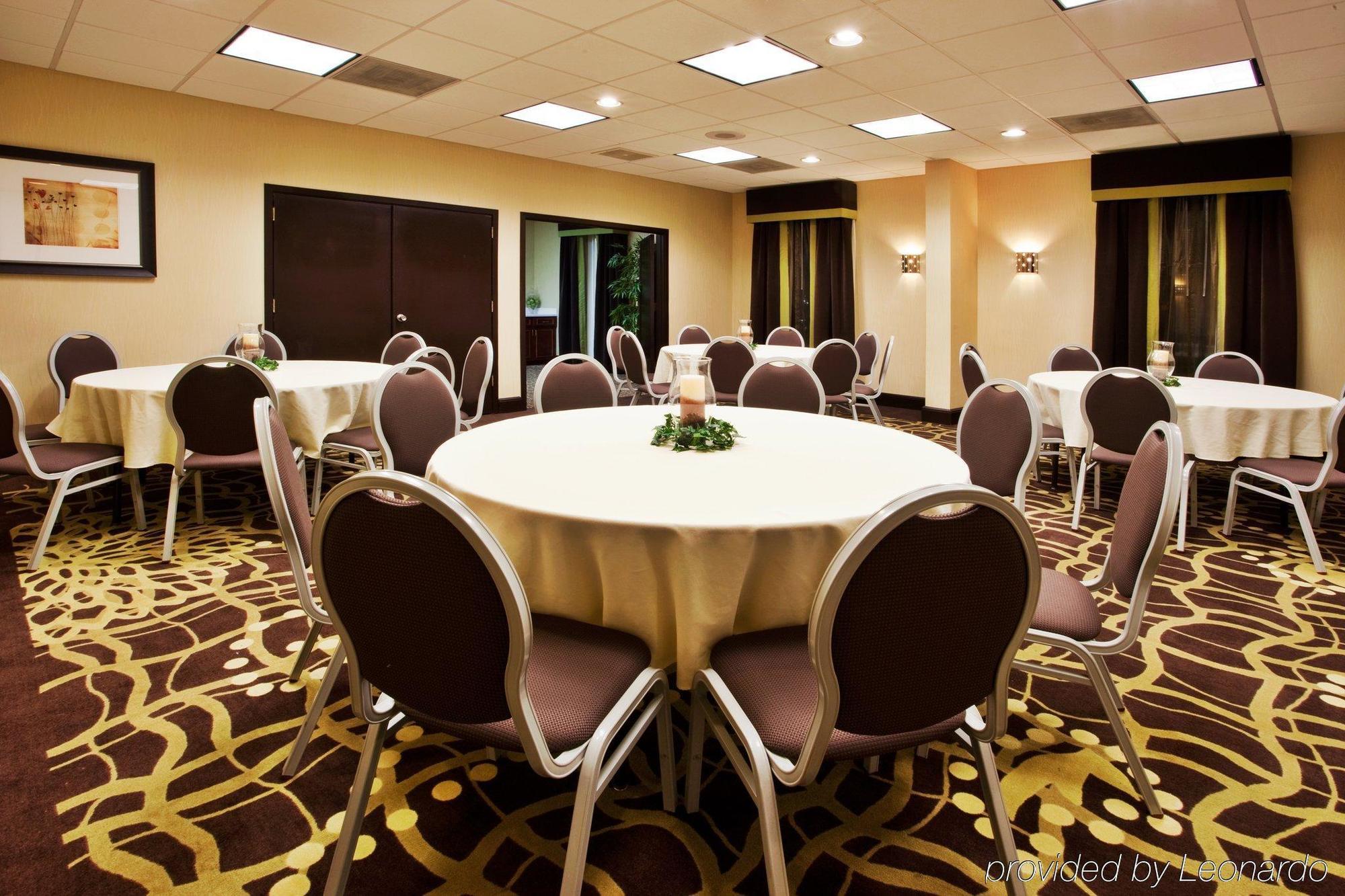 Holiday Inn Express Atlanta Airport-College Park By Ihg Exterior foto